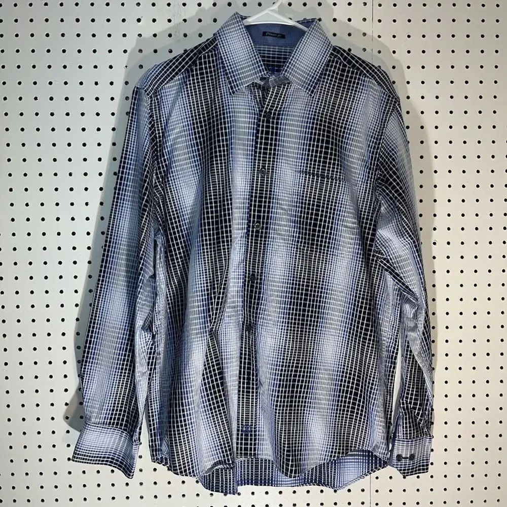 Bugatchi Uomo button down shirt
